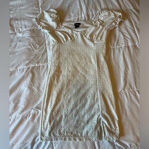 White short sleeve dress